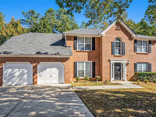 6885 Almont Cv, Stone Mountain, GA 30087
