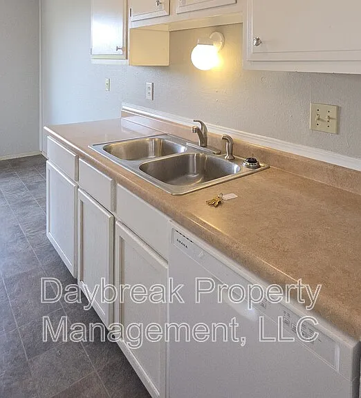 2414 3rd Ave N #17 — Photo 6