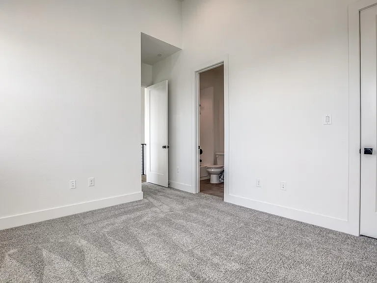 2143 Mail Ave #103 — Photo 19