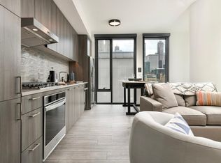 850 W Madison St, Chicago, IL 60607