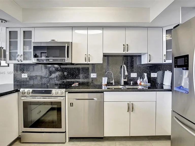 20515 E Country Club Dr #2147 — Photo 7