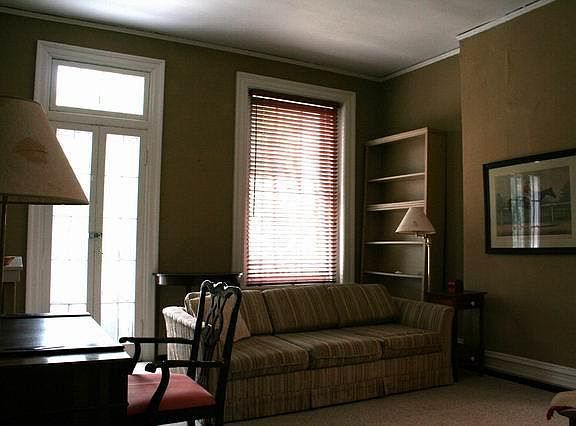 5th image of 2514 Monument Ave APT 2