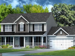 252 Paradise View Dr, Greencastle, PA 17225