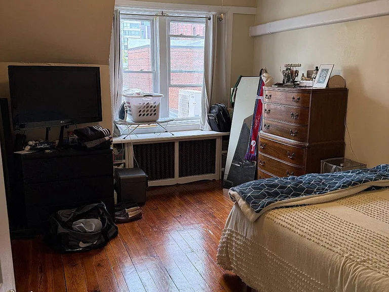 1723 Pine St #4 — Photo 6