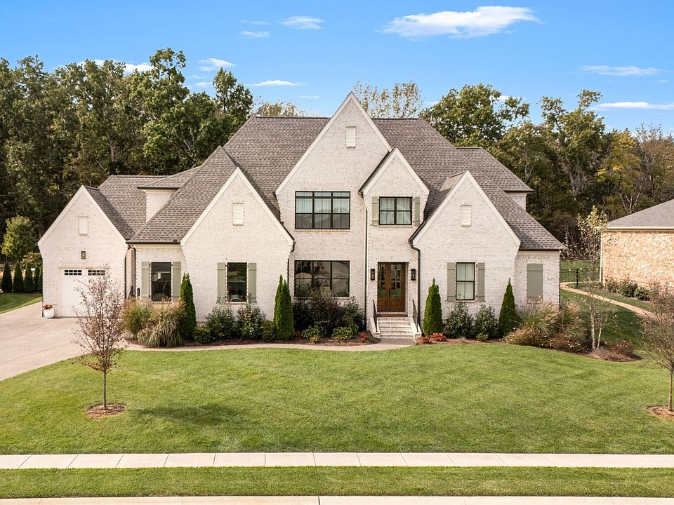 1st image of 1047 Sinatra Dr