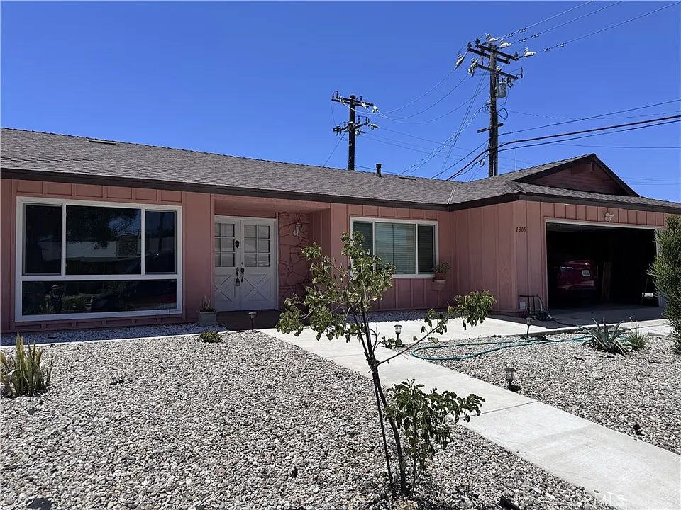 1305 Feather Ave