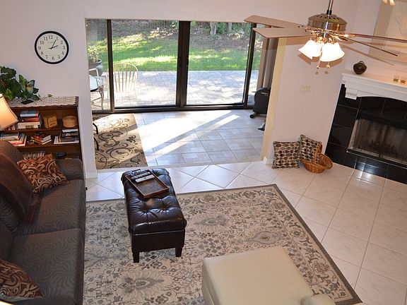 4th image of 109 Dovecote Ln