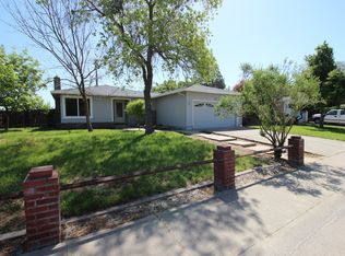 3601 Thornhill Dr, Sacramento, CA 95826