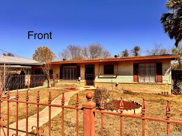 318 Surrels Ave., San Antonio, TX 78228