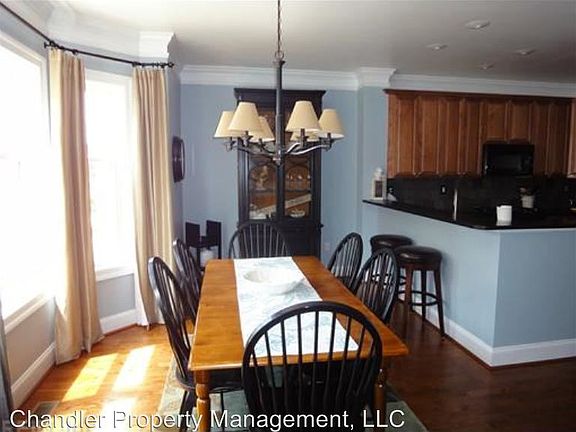 5th image of 943 Bolling Ave