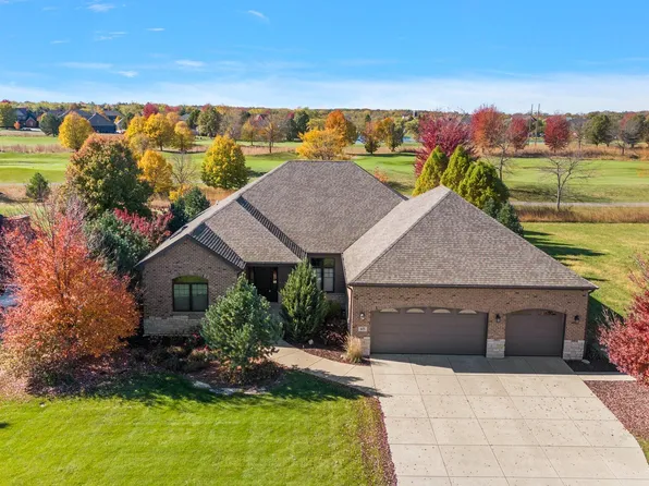 875 White Hawk Dr, Crown Point, IN 46307