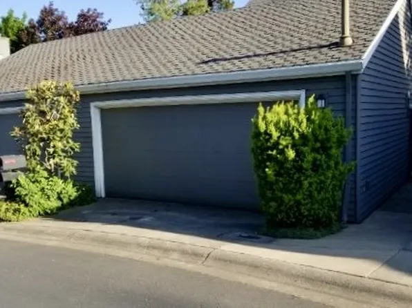 26 Greenridge Ct, Lake Oswego, OR 97035