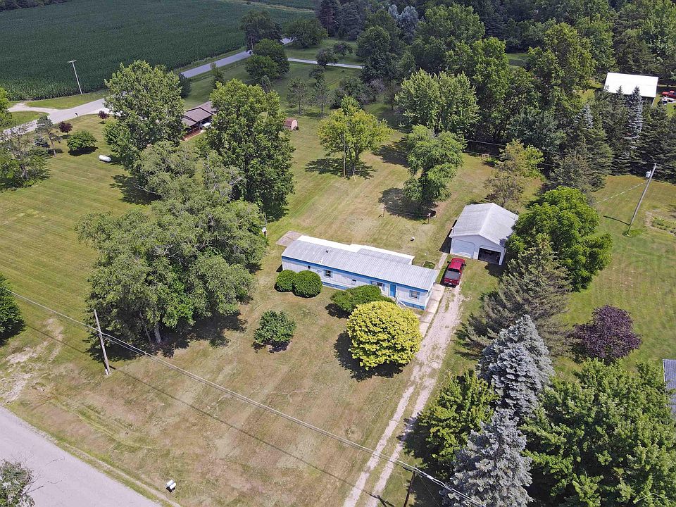 1st image of 15031 Corunna Rd
