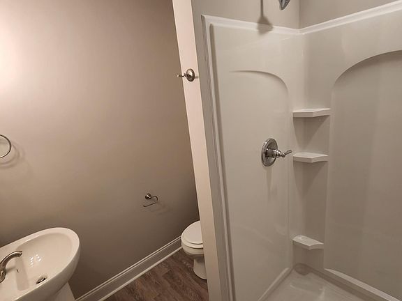 5th image of 1000 Henry Place Blvd #503