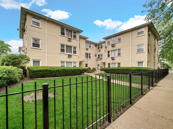 5700 W Montrose Ave APT 3D, Chicago, IL 60634