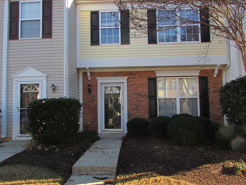 1st image of 114 Waterford Park Dr