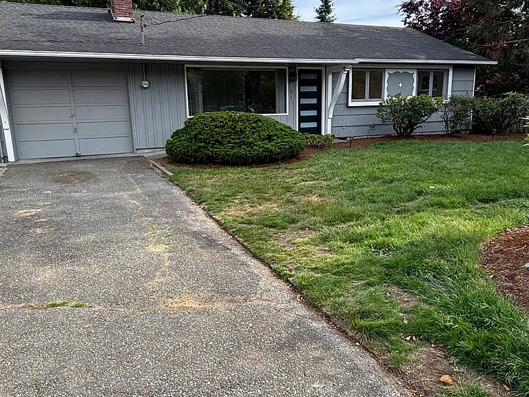 7104 193rd Pl SW — Photo 1