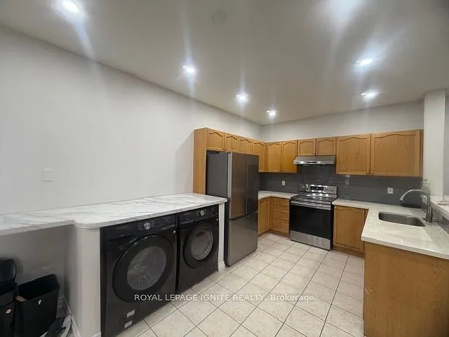 110 Pantomine Blvd #MAIN — Photo 3