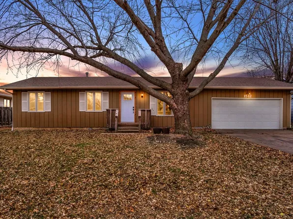 1512 Westborough Dr, Newton, KS 67114