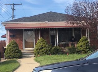 8031 Sunburst St, Center Line, MI 48015