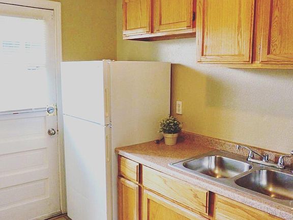 2nd image of 5814 Forest Ave