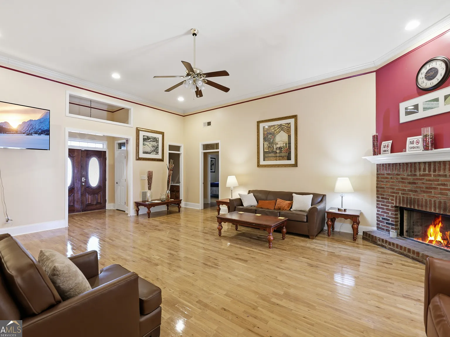 5 bed, 5.5 bath, 3200 sqft, $3,495 — Photo 4