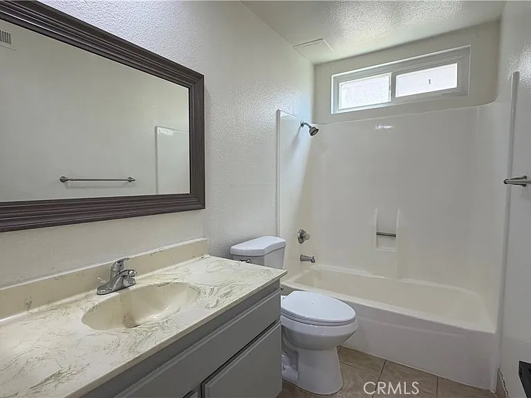 15923 La Forge St #B — Photo 12
