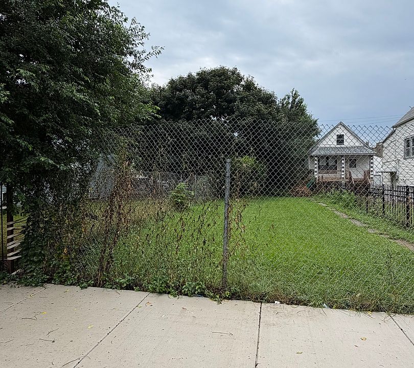 1st image of 7608 S Langley Ave