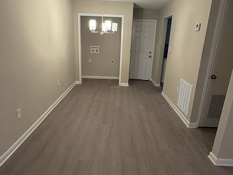 108 Ellis Dr #3 — Photo 7