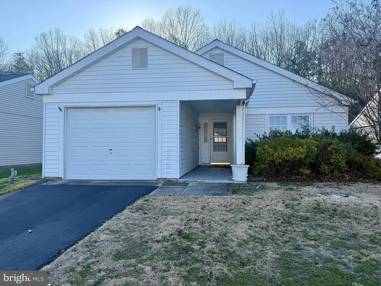 116 Buckingham Dr photo 1