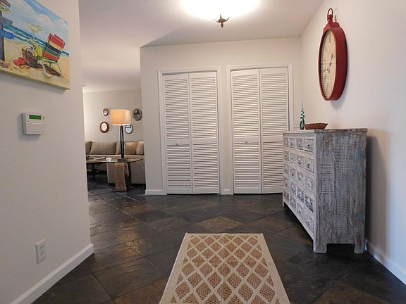 4th image of 17110 Waterbend Dr APT 120