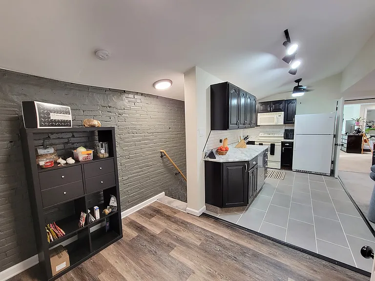 217 Pearl St #2 — Photo 8