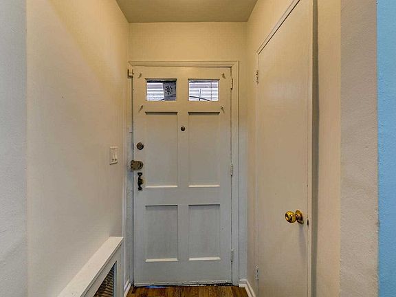 5th image of 25-21 88th St House E