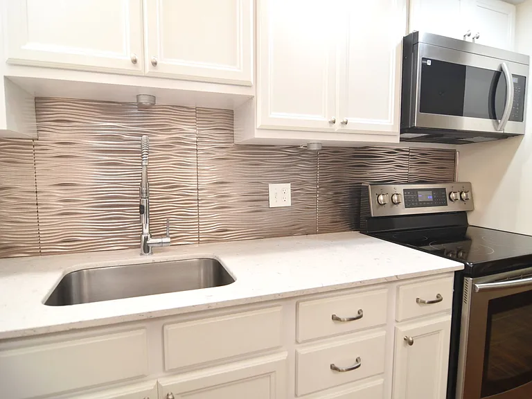 400 E Colonial Dr #703 — Photo 4