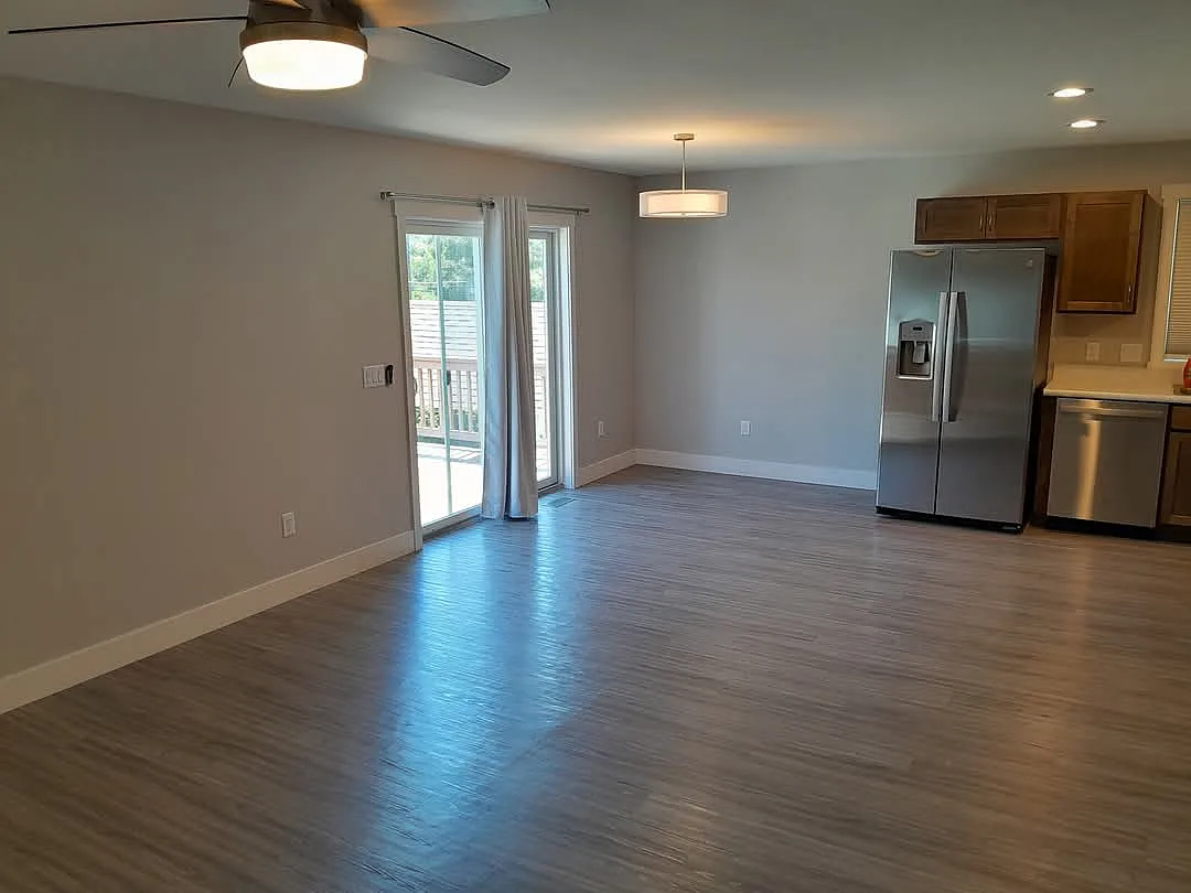 3 bed, 1900 sqft, $2,000 — Photo 4