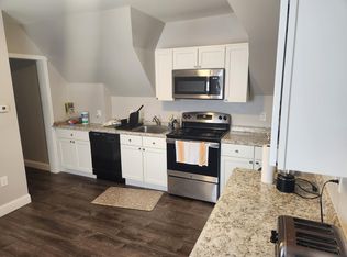 396 Pearl St #1, Manchester, NH 03104