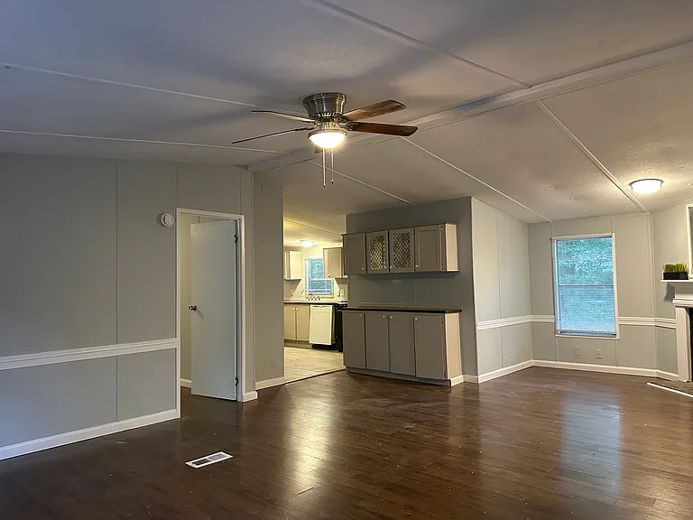 129 Chickasaw Dr — Photo 8