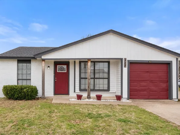 425 Jones St, Cedar Hill, TX 75104