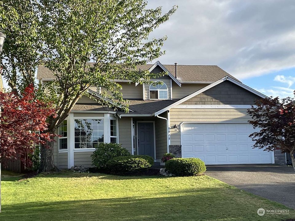1st image of 9028 190th Street E