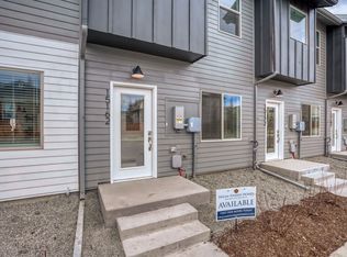 15162 W 69th Pl, Arvada, CO 80007