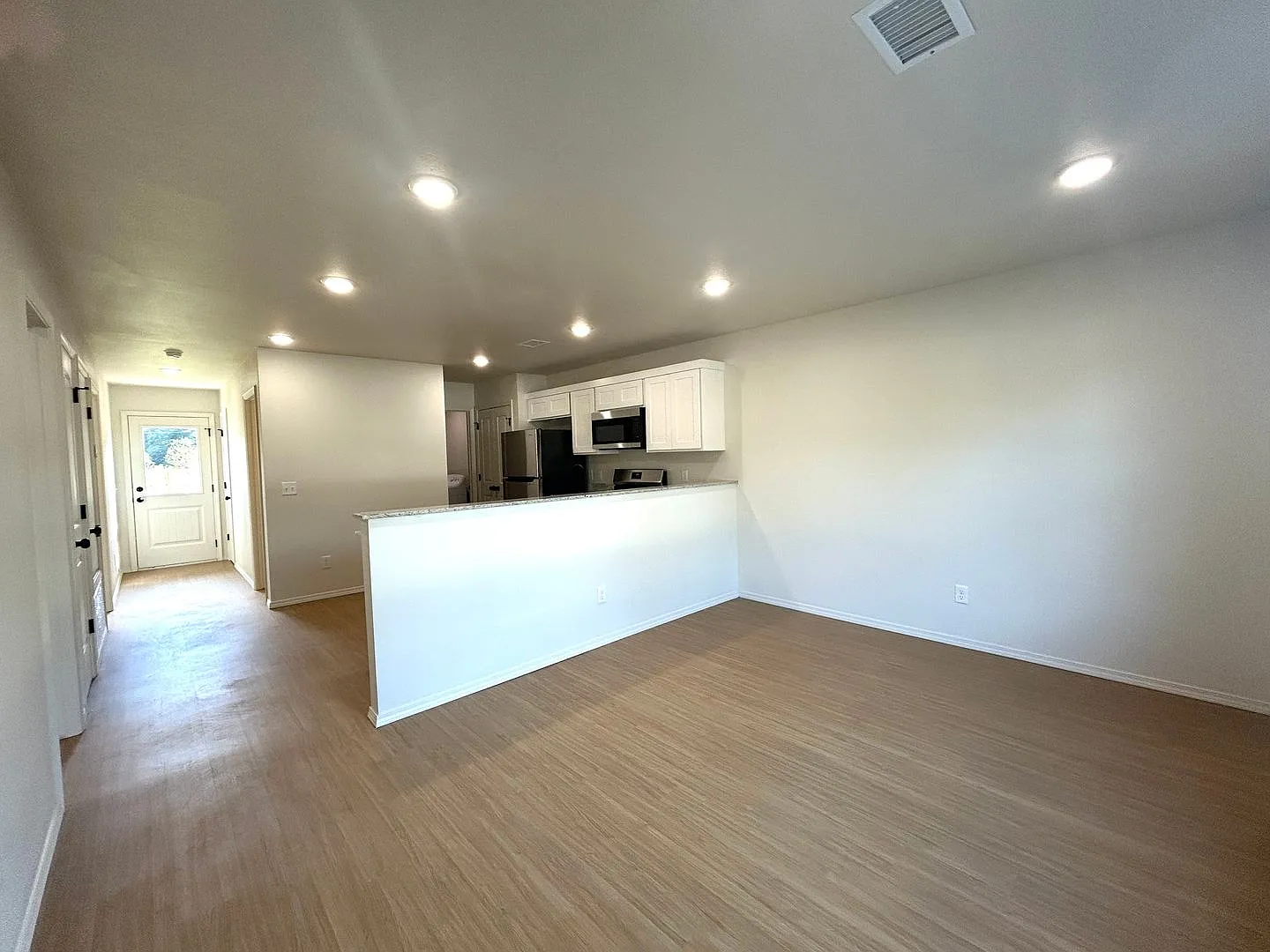 2596 Center Street — Photo 2
