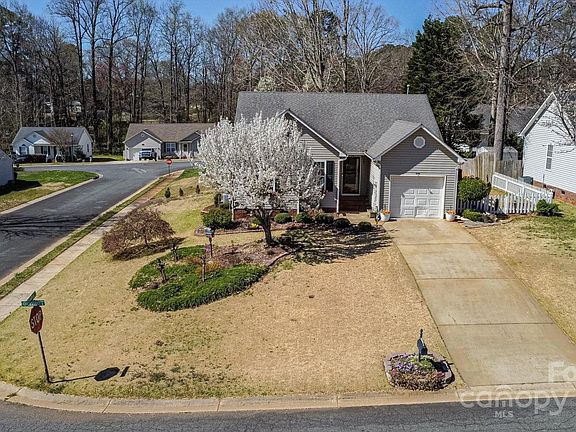 5th image of 2318 Kestrel Dr