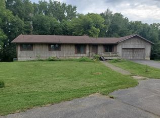 6683 S McCormick Rd, Vincennes, IN 47591