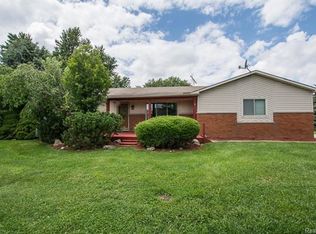 3948 Bald Mountain Rd, Lake Orion, MI 48360
