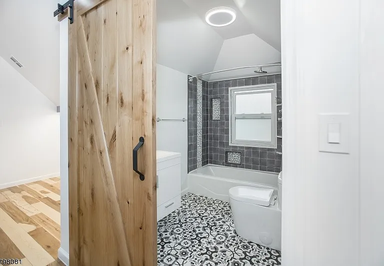36 N Willow St #3 — Photo 19