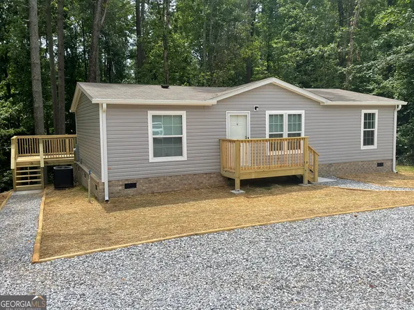 196 Midland Ct, Clarkesville, GA 30523