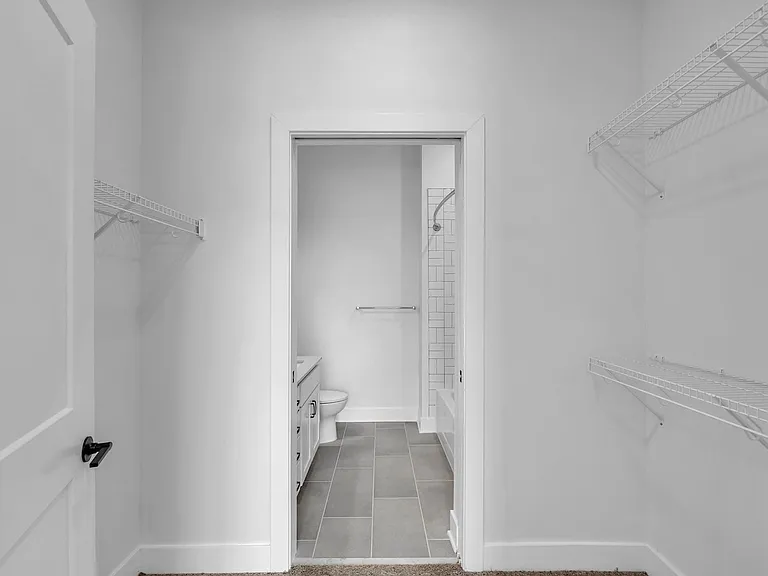 Aviator Lofts — Photo 27