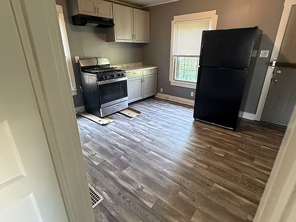5th image of 1708 W Gaulbert Ave
