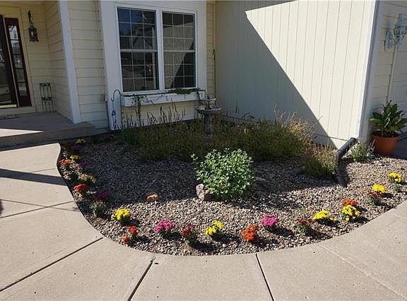 3rd image of 1404 River Run Dr
