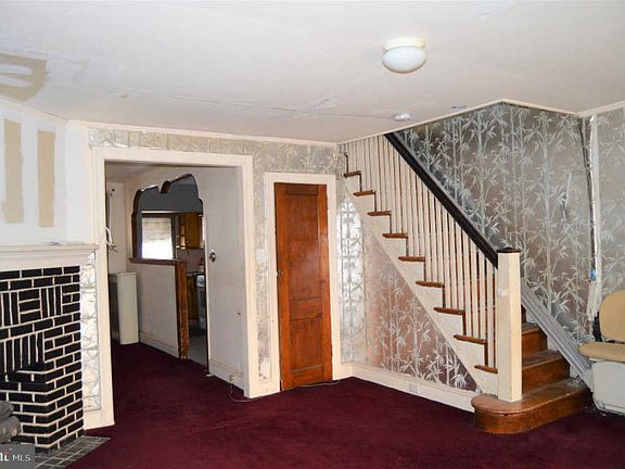 5th image of 2607 W Westmoreland St